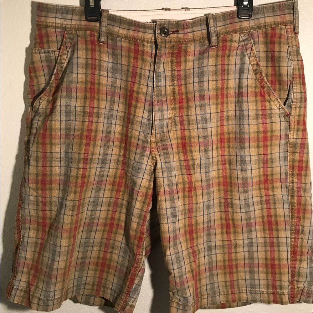 Men’s Tommy Bahama Shorts Size 36